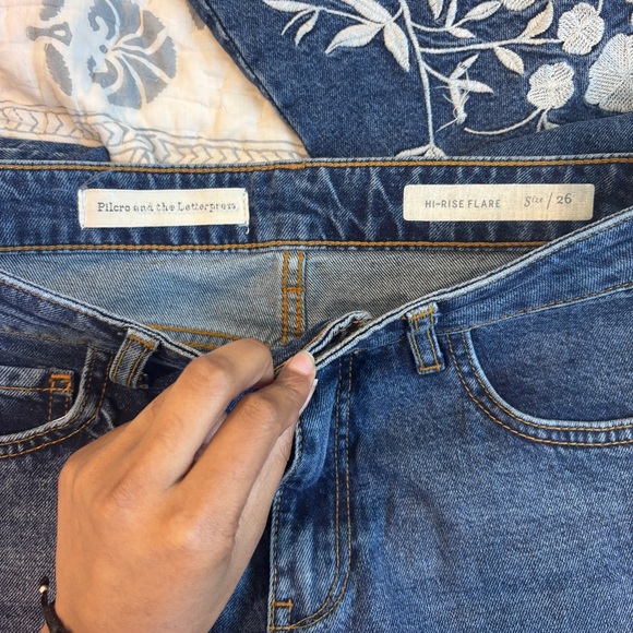 Pilcro High-Rise Cropped Flare Jeans - Picture 9 of 10